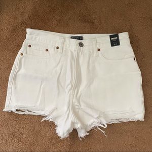 Abercrombie Annie High Rise Short White